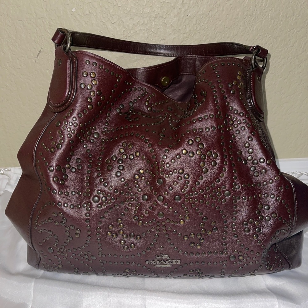 Coach Mini Stud Lg Edie Limited Oxblood